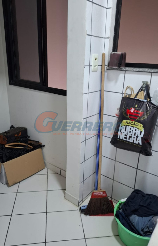 Apartamento 2 Quartos com Suíte e Varanda à Venda em Itapuã, Vila Velha – Excelente Oportunidade para Morar ou Investir