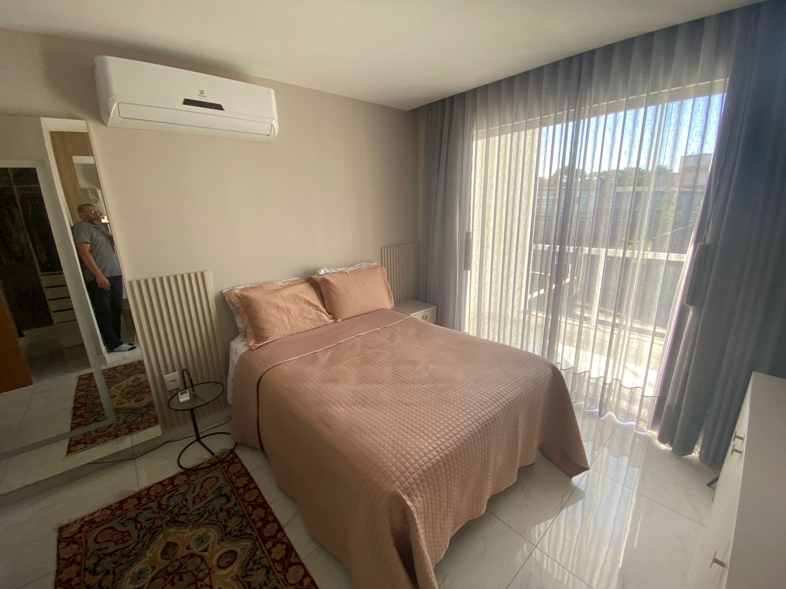 16 LINDA CASA DUPLEX com excelente acabamento, com ótima localização em Morada de Laranjeiras!